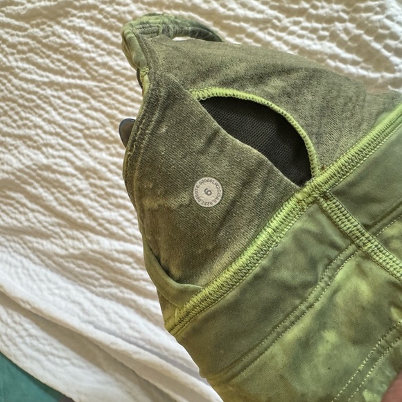 Lululemon sports bra! - Picture 3 of 3